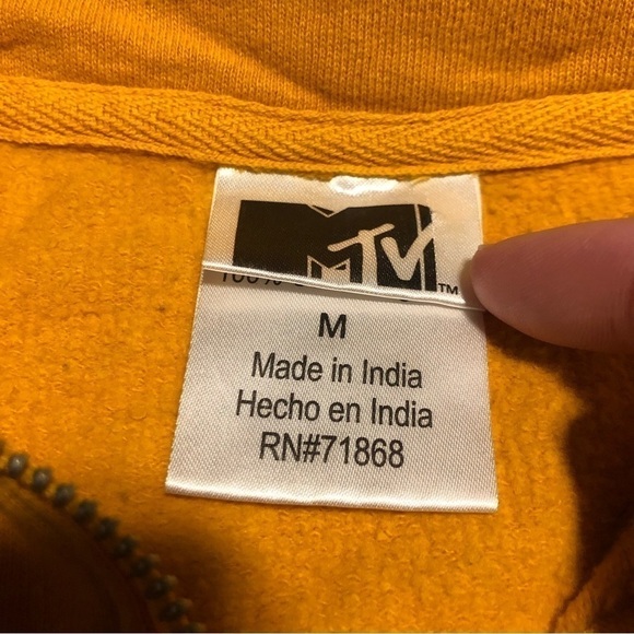 𝅺mtv Sweatshirt Womens Medium Mustard Yellow 1/4 Zip Mock Neck Long Sleeve Top - Picture 8 of 11